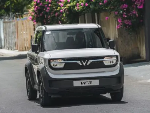 VinFast lập kỷ lục bàn giao hơn 20.000 ô tô điện trong tháng 12/2024, lũy kế cả năm hơn 87.000 xe