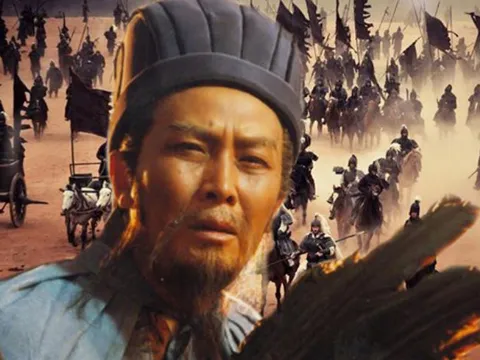 Khi Bắc phạt lần thứ tư, dù đang áp đảo quân Tào Ngụy nhưng tại sao Gia Cát Lượng lại rút quân? Ý nghĩa cực thâm sâu