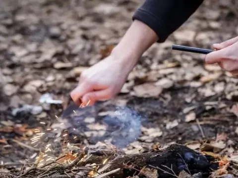 Tại 1 nơi ở Trung Quốc, đốt lửa sưởi ấm vào ban đêm lại giống như đi tìm cái chết, con người bị cấm sinh sống!