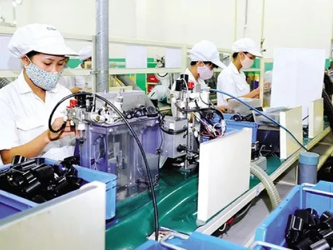 VIS Rating: Nợ vay của nhiều doanh nghiệp bất động sản, xây dựng ở mức cao