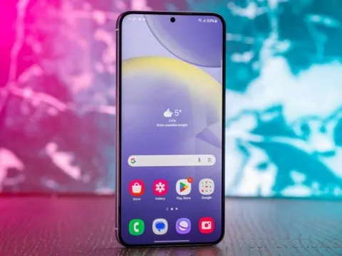 Chiến binh AI màn to Galaxy S24 Plus ưu đãi khủng gần chục triệu, rẻ át vía iPhone 16 Plus