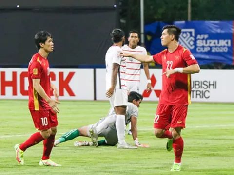 ĐT Việt Nam đá giao hữu với Campuchia