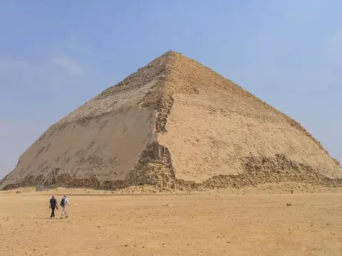 Phát hiện chấn động tại kim tự tháp cổ đại ở Ai Cập