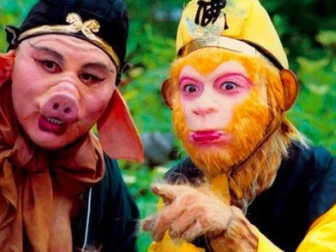 Trong Tây Du Ký 1986, mỗi khi gặp nạn tại sao Trư Bát Giới hiếm khi đi gọi cứu binh? Ngọc Hoàng là người rõ nhất