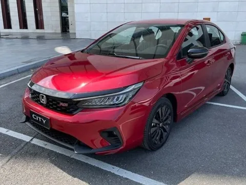 Giá lăn bánh Honda City đầu tháng 2/2025 ‘rẻ hiếm thấy’, hạ đo ván Toyota Vios và Hyundai Accent