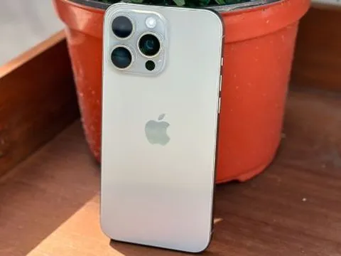 Bảng giá iPhone 15 sau Tết: Sẵn hàng mới giá rẻ siêu cấp từ iPhone 15 thường đến iPhone 15 Pro Max