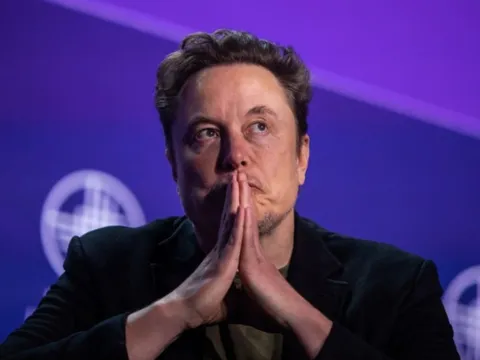 Tài sản giảm gần 60 tỷ USD Elon Musk vẫn là người giàu nhất thế giới