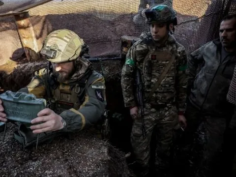 Châu Âu muốn đưa quân đến trợ giúp Ukraine, Nga lập tức ra mặt cảnh báo, tuyên bố 1 câu cực căng