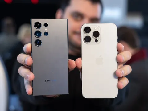 Samsung Galaxy S25 Ultra vs iPhone 16 Pro Max: Đâu là lựa chọn hoàn hảo cho bạn?