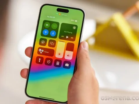 Đây là vua iPhone màn lớn giá rẻ mới, độ ngon ăn đứt iPhone 16e, rẻ hơn nhiều Galaxy S24 Ultra