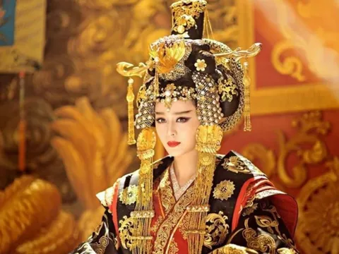 Địch Nhân Kiệt chỉ nói duy nhất 1 câu đã khiến Võ Tắc Thiên quyết định trả giang sơn lại cho họ Lý