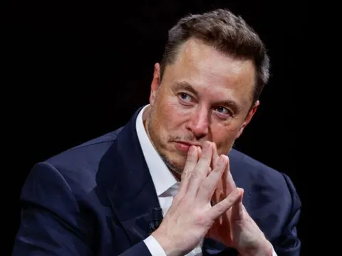 Tỷ phú Elon Musk là người giàu nhất thế giới với tài sản ròng 380 tỷ USD