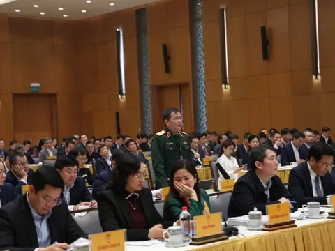 Chủ tịch Viettel Tào Đức Thắng: Doanh nghiệp cần mạnh dạn áp dụng cái mới để tăng trưởng 2 con số