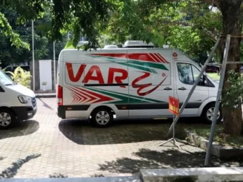 VAR gặp sự cố hy hữu tại V.League, VPF lập tức cầu cứu FIFA