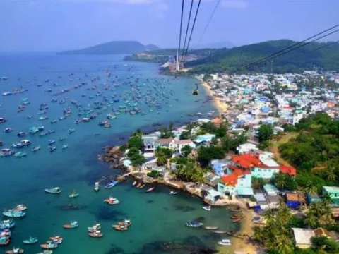 Tỉnh duy nhất Việt Nam có 2 sân bay dân sự đang hoạt động, sở hữu ‘siêu’ cống thủy lợi khổng lồ hơn 3.300 tỷ đồng