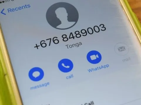 Thấy dấu + trên đầu số điện thoại vừa "nháy máy", bỏ ngay ý định gọi lại: Đây là cách kẻ lừa đảo lấy tiền