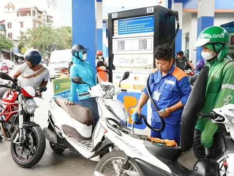 Giá xăng dầu đồng loạt giảm sâu