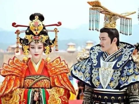 Võ Tắc Thiên dùng biện pháp tránh thai gì mà nuôi vô số nam sủng nhưng không có con rơi?