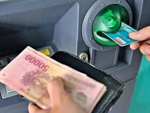 Thay đổi hạn mức rút tiền qua thẻ ATM: Người dân được rút tối đa bao nhiêu tiền/ngày?