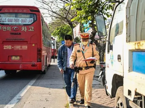 Những lỗi vi phạm giao thông được Hà Nội đề xuất phạt đến 120 triệu đồng