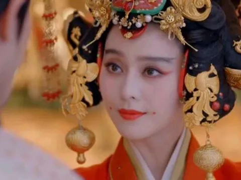 Không chỉ đơn thuần là một phong cách làm đẹp, hai chấm đỏ bên khóe miệng của phi tần thời Đường thực chất còn mang một ý nghĩa sâu xa