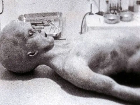 Tiết lộ vụ va chạm dẫn tới cái chết của người ngoài hành tinh