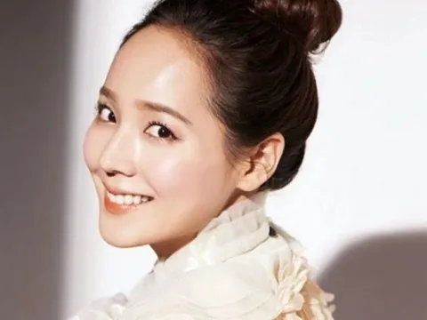 Những nét tướng phụ nữ vượng phu: Hôn nhân viên mãn, tài lộc dồi dào!