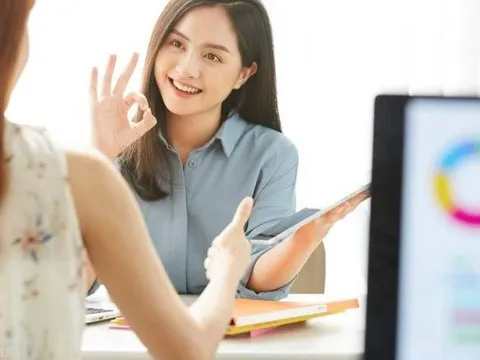 Bật mí cách trả lời khôn ngoan khi đồng nghiệp hỏi về mức lương