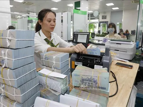 Sửa quy định về nhà đầu tư nước ngoài mua cổ phần của tổ chức tín dụng Việt Nam