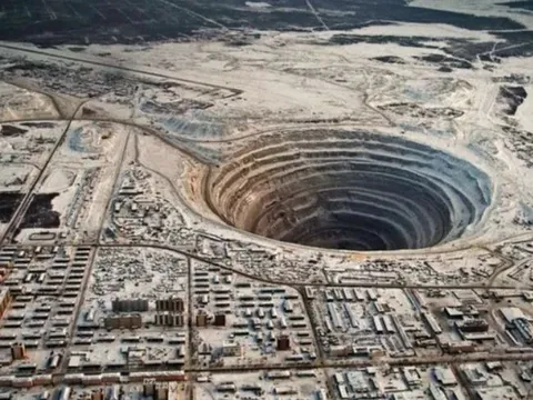 Bí ẩn mỏ kim cương lớn nhất thế giới, trữ lượng khổng lồ có thể đáp ứng nhu cầu của toàn cầu trong 3.000 năm