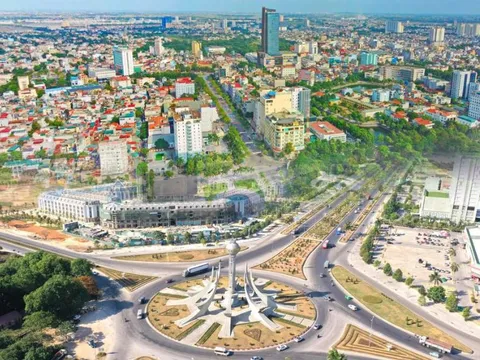 Tỉnh duy nhất ở miền Trung chưa từng sáp nhập kể từ khi thành lập, là cái nôi sản sinh ra nhiều vua chúa nhất Việt Nam