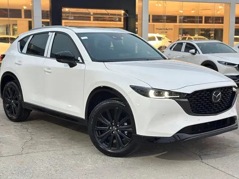 Giá lăn Mazda CX-5 đầu tháng 4/2025: Rẻ bất ngờ, khiến Honda CR-V phải dè chừng