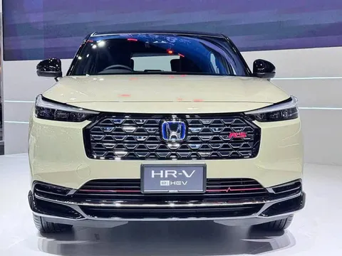 Honda HR-V 2025 ra mắt tại Việt Nam: Thêm phiên bản hybrid, giá từ 699 triệu đồng khiến Mitsubishi Xforce, Toyota Corolla Cross phải lo lắng
