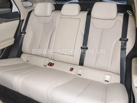 Xe sedan cùng phân khúc với Kia K3, công suất 218 mã lực, ngập tràn công nghệ, giá ‘hạt dẻ’, khách hàng thi nhau chốt đơn