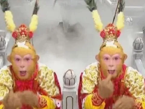 Cuộc chiến không phân thắng bại và lý do chỉ Phật Tổ mới phân biệt được Tôn Ngộ Không thật – giả