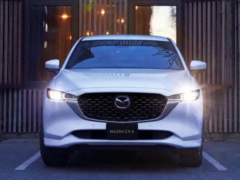 Mazda CX-5 giảm giá kỷ lục, khiến Honda CR-V, Hyundai Tucson ‘lo sốt vó’