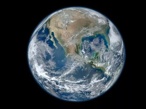 Trái Đất bao nhiêu tuổi? Và loài người sẽ tồn tại được bao lâu nữa?