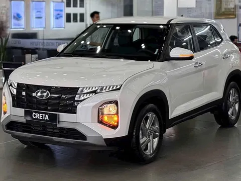 Giá xe Hyundai Creta ‘chạm đáy, khiến Toyota Corolla Cross, Mitsubishi Xforce phải dè chừng