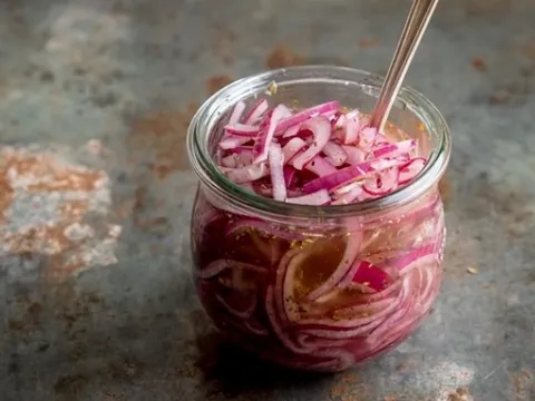 Hành tím – Loại gia vị dân dã giúp bổ máu, ngừa ung thư, tăng cường sức khỏe toàn diện