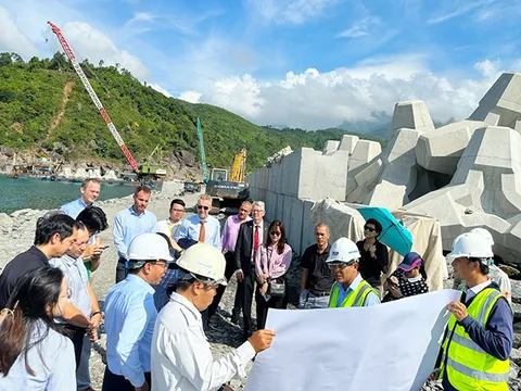 Xây dựng cơ chế chính sách vượt trội áp dụng tại Khu thương mại tự do Đà Nẵng