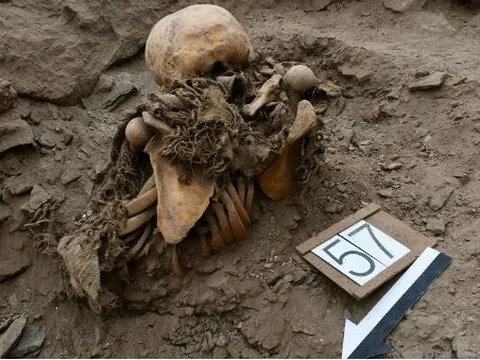 Phát hiện ngôi mộ tập thể bí ẩn, hé lộ dấu tích chiến tranh cổ đại ở Peru