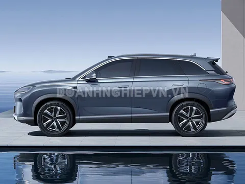 Hãng xe vừa vào Việt Nam giới thiệu SUV lớn hơn Toyota Fortuner, trang bị tối tân, siêu tiết kiệm xăng, giá ngang Mitsubishi Xforce