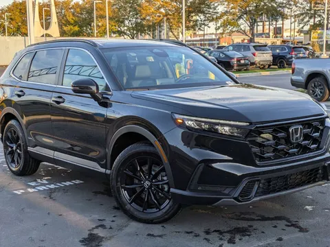 Honda CR-V tăng doanh số mạnh, bám sát đối thủ sừng sỏ từ Toyoya