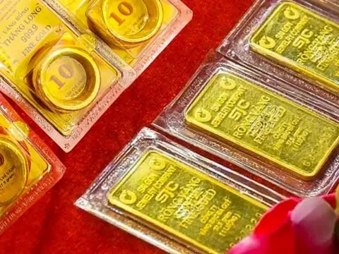 Giá vàng ngày 20/4: Đảo chiều đột ngột, "bốc hơi" tới 6 triệu đồng/lượng