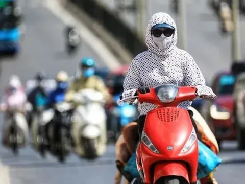 Dự báo thời tiết toàn quốc ngày 24/4: Miền Bắc bắt đầu oi nóng, miền Nam tiếp tục nắng gay gắt 