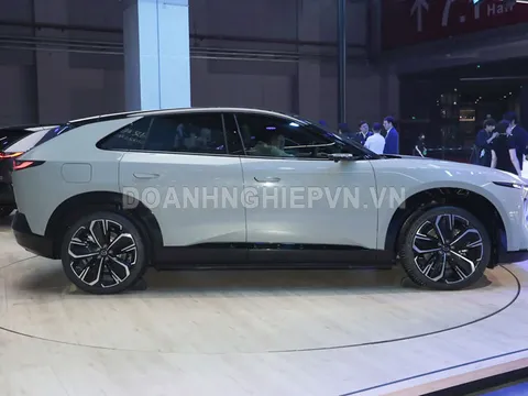 Mazda ra mắt SUV hoàn toàn mới: Dài hơn 4,8 mét, công suất 258 mã lực, ngập tràn công nghệ tối tân 