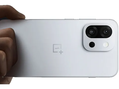 ‘Kẻ hạ sát’ iPhone 16, Samsung Galaxy S24 ra mắt: Đẹp mê ly, cấu hình ‘siêu khủng’, pin 6.260mAh, giá chỉ hơn 12 triệu đồng