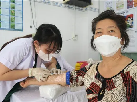 Xây dựng cộng đồng khỏe mạnh - Bài cuối: Củng cố y tế cơ sở, chăm sóc sức khỏe toàn diện