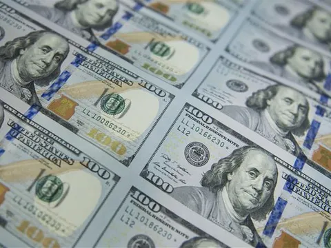 Đồng USD đối mặt làn sóng suy yếu, Phố Wall đồng loạt cảnh báo