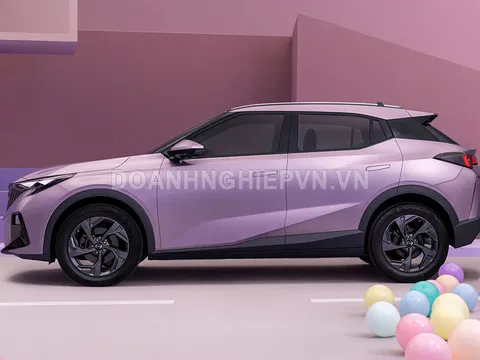 ‘Kẻ ngáng đường’ Toyota Yaris Cross ra mắt: Thiết kế đẹp miễn bàn, giá chỉ hơn 300 triệu đồng